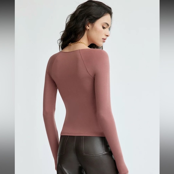 Wilfred Mona Longsleeve - Picture 2 of 4